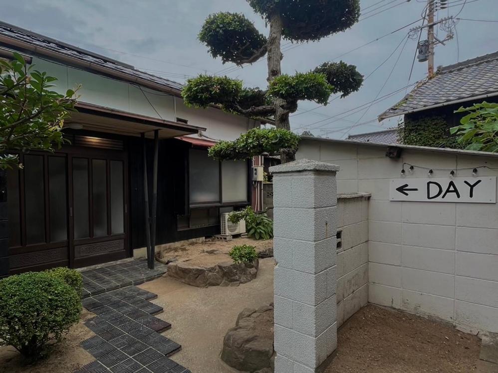 Vacation House Day Naoshima Bagian luar foto
